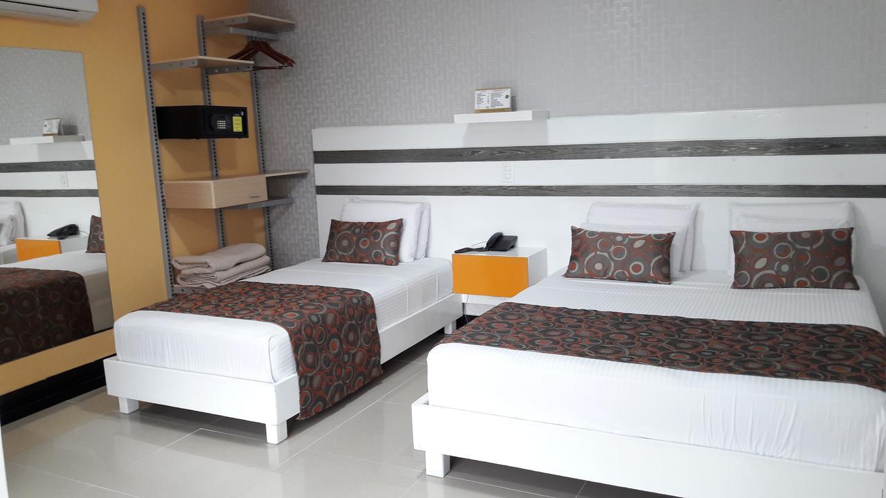 Hotel Genova Prado